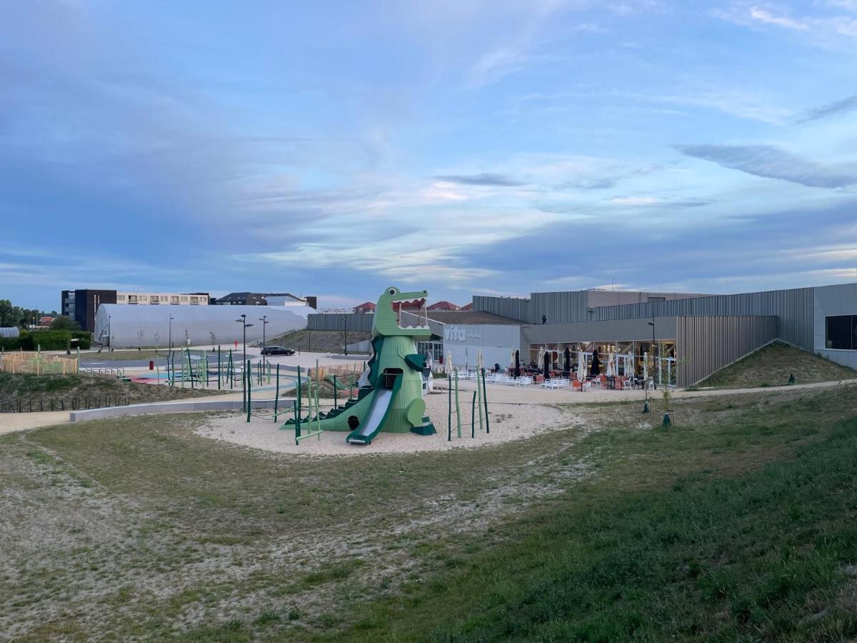 Hotel Acropolis " Op Het Sportiefste Park Van De Kust " Middelkerke Zewnętrze zdjęcie